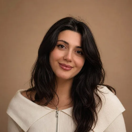 Hicran Əbdürrəhimli — SMM Mütəxəssisi, Aghayev Group Company